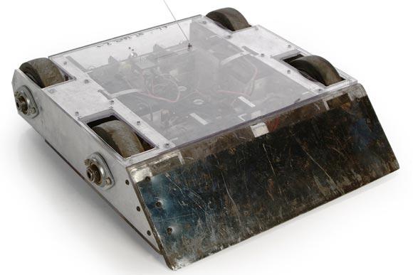 Competitor "Bad Habit" at BattleBots 3.0