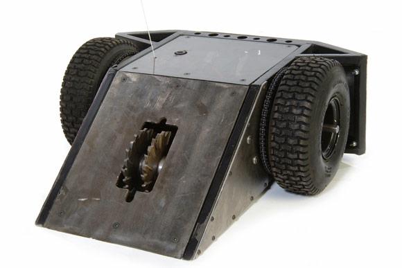 Competitor "Ankle Biter" at BattleBots 3.0