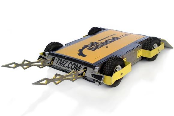 Competitor "Africanized Killer Bot" at BattleBots 3.0