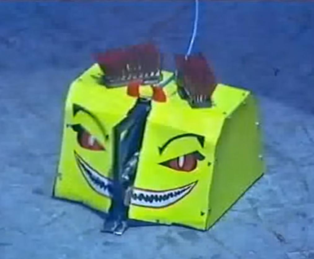 Competitor "Sater" at Dutch Robot Wars Series 1