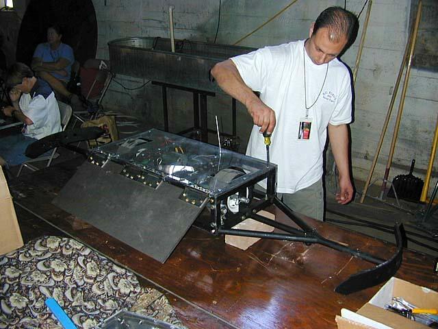 Competitor "Two-Fisted" at BotBash 2001