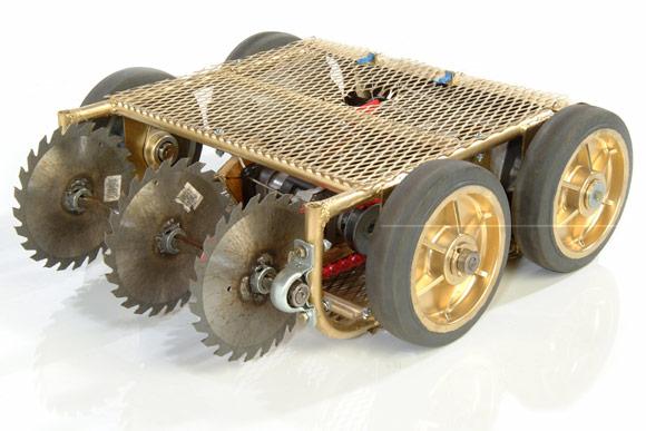 Competitor "Dude of Destruction" at BattleBots 4.0