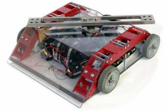 Competitor "100% Y.A.W.N." at BattleBots 4.0