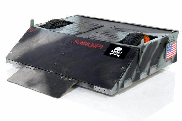 Competitor "Summoner" at BattleBots 4.0