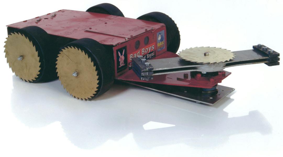 Competitor "M.O.E." at BattleBots 4.0