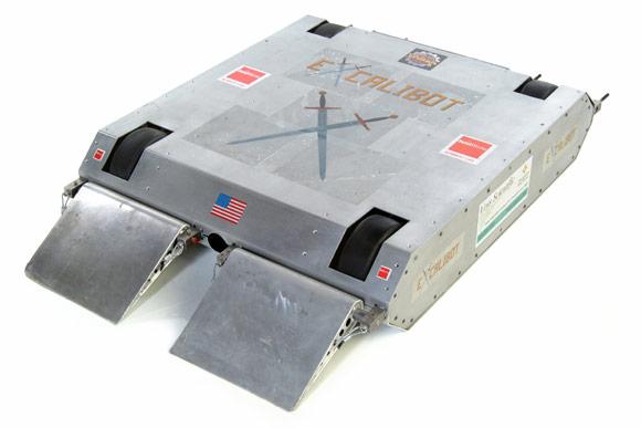 Competitor "Excalibot" at BattleBots 4.0