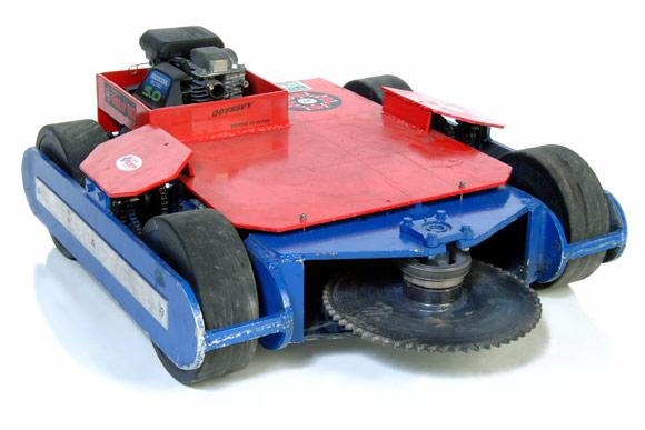 Competitor "Eradicator" at BattleBots 4.0