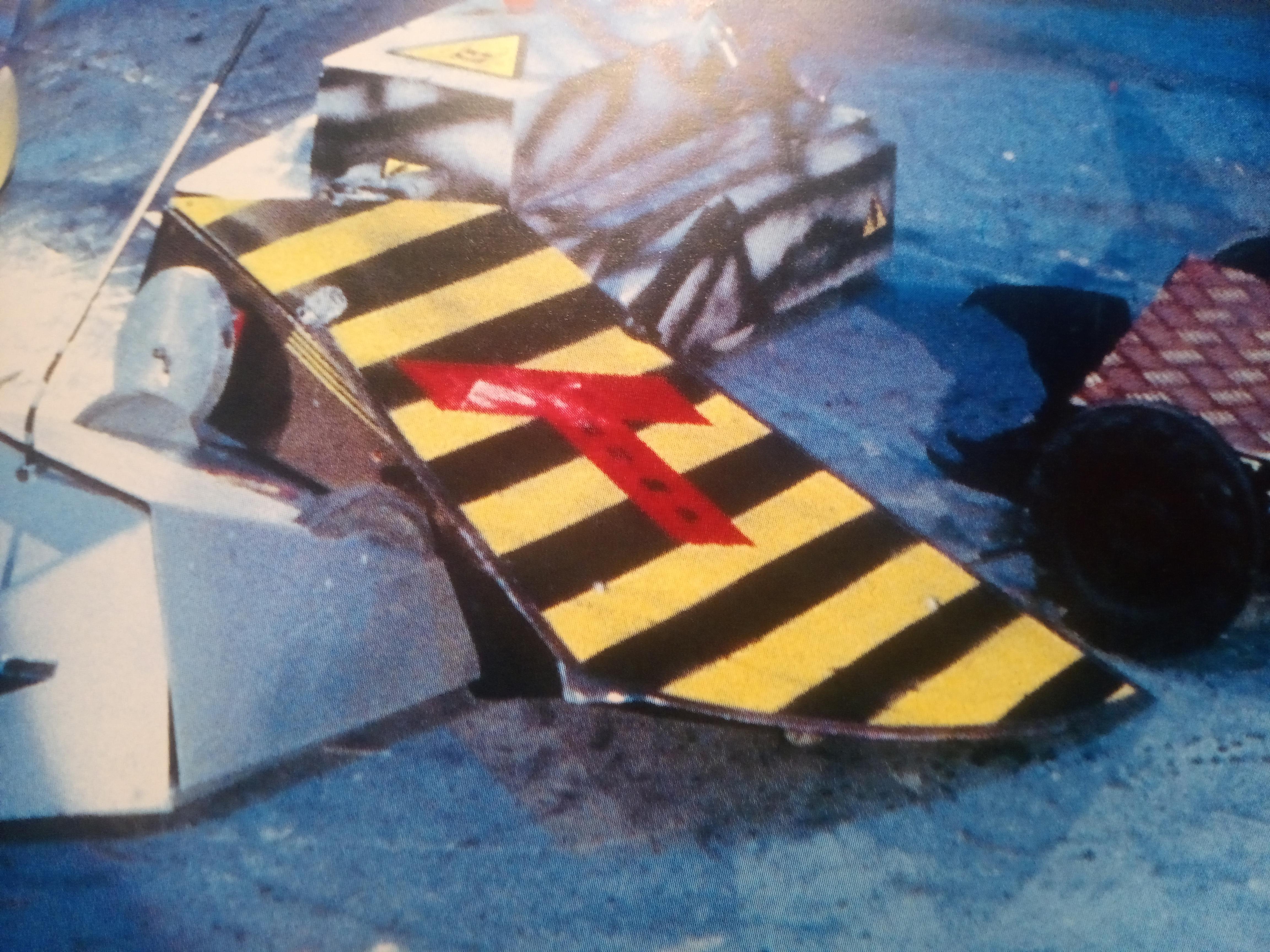 Competitor "Unknown Lightweight Robot" at Robot Wars: The Second Wars