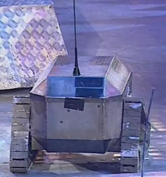 Competitor "Minotaur" at Robot Wars: The Second Wars