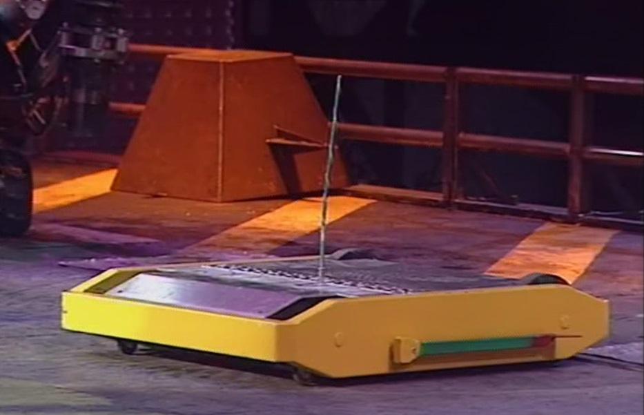 Competitor "Kick Robut" at Robot Wars: The Second Wars