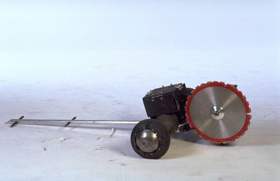 Competitor "Missing Link" at BattleBots Long Beach 1999