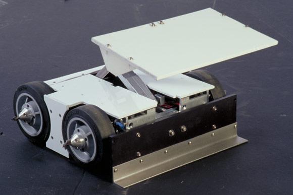 Competitor "W.L.O.W." at BattleBots Long Beach 1999