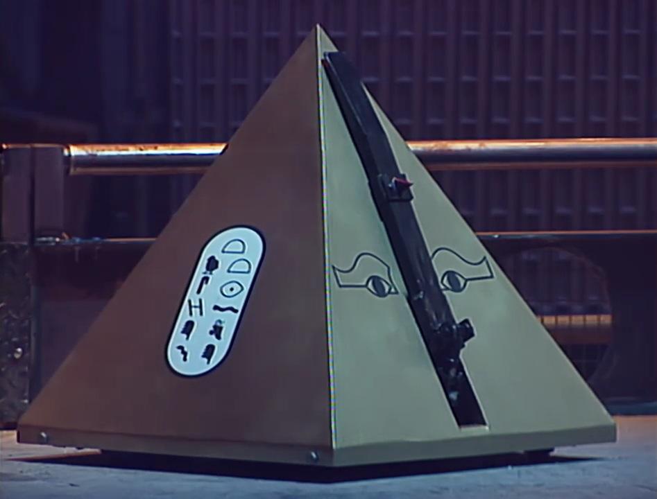 Competitor "Tut's Revenge" at Robot Wars: The Third Wars