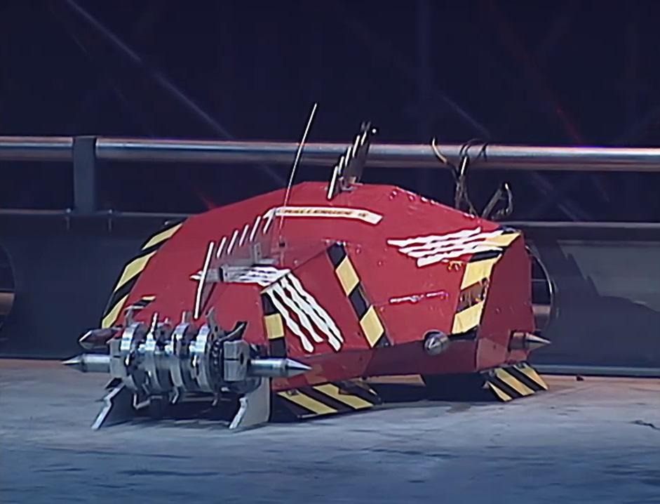 Competitor "Challenger 2" at Robot Wars: The Third Wars