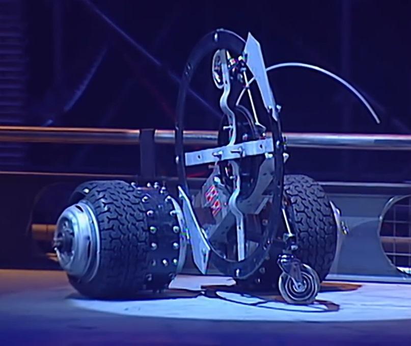 Competitor "Daisy Chopper" at Robot Wars: The Third Wars