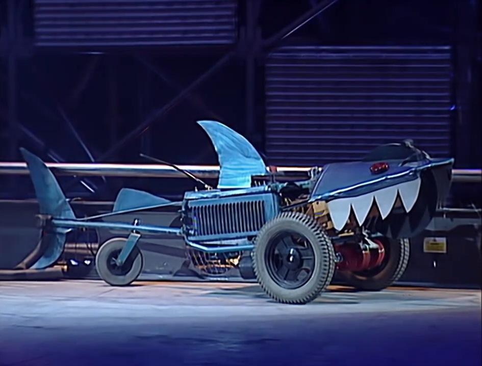 Competitor "Crasha Gnasha" at Robot Wars: The Third Wars