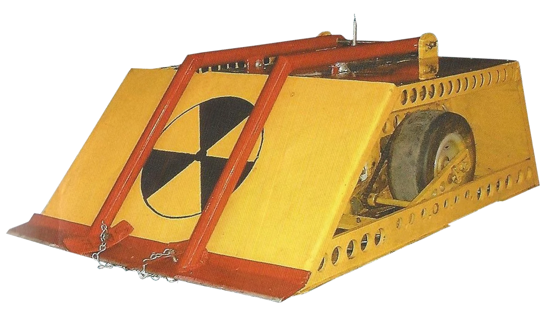 Competitor "Atomic" at Robot Wars: The Fourth Wars