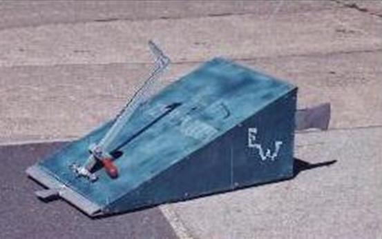 Competitor "Eco Warrior" at Robot Wars Robot Mayhem 2000