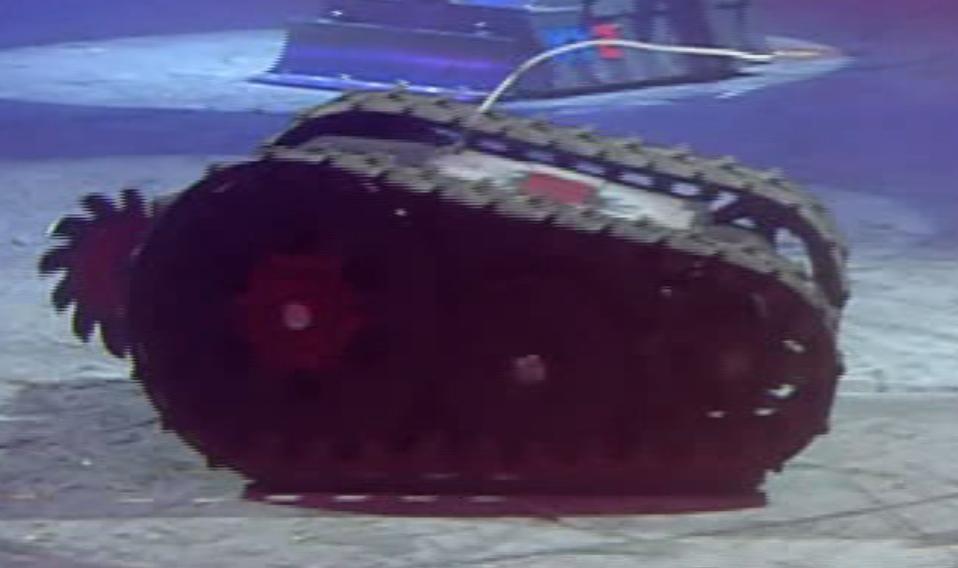 Competitor "Panzer Wraith" at Robot Wars Robot Mayhem 2000