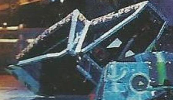 Competitor "Terminal Ferocity 2000" at Robot Wars Robot Mayhem 2000