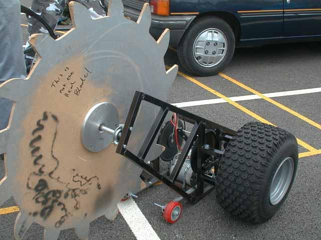 Competitor "Tiny" at Robot Wars Robot Mayhem 2000