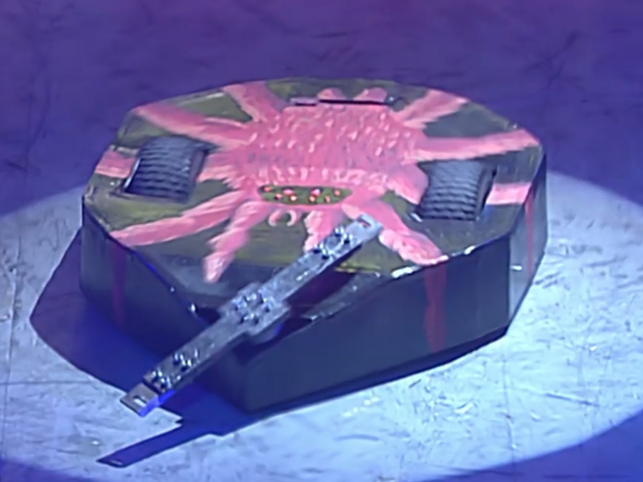 Competitor "Araknia" at Robot Wars: The Seventh Wars