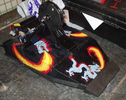 Competitor "Dragon" at Robot Wars Extreme 2