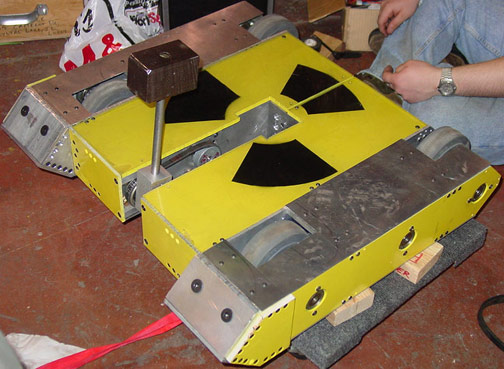 Competitor "Fusion" at BattleBots 5.0