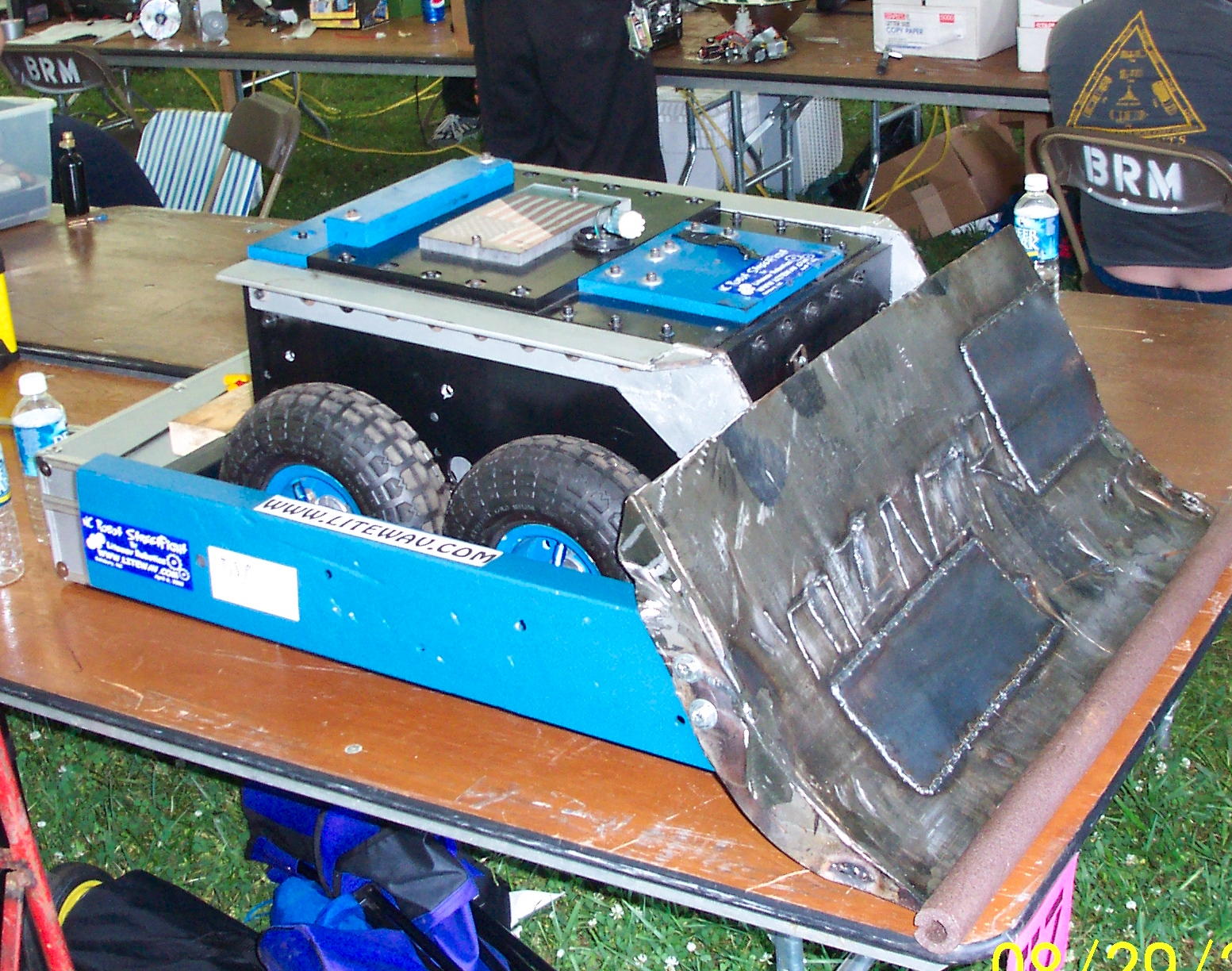 Competitor "MiniRip" at Robot Assault 2003