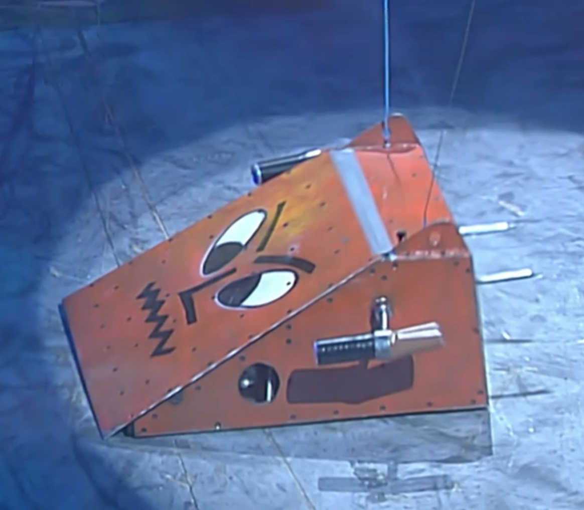 Competitor "Mechaniac" at Robot Wars: The Seventh Wars