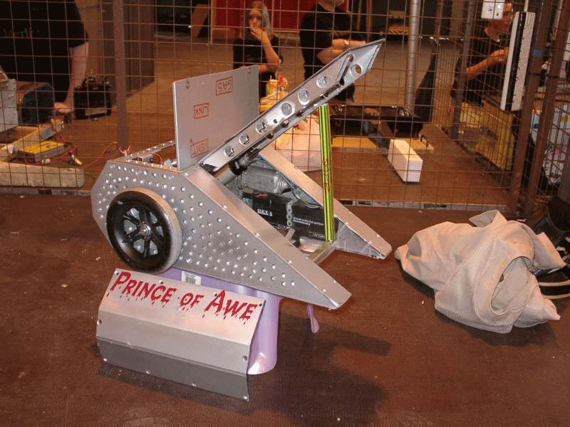 Competitor "Prince of Awe" at Robot Wars: The Seventh Wars