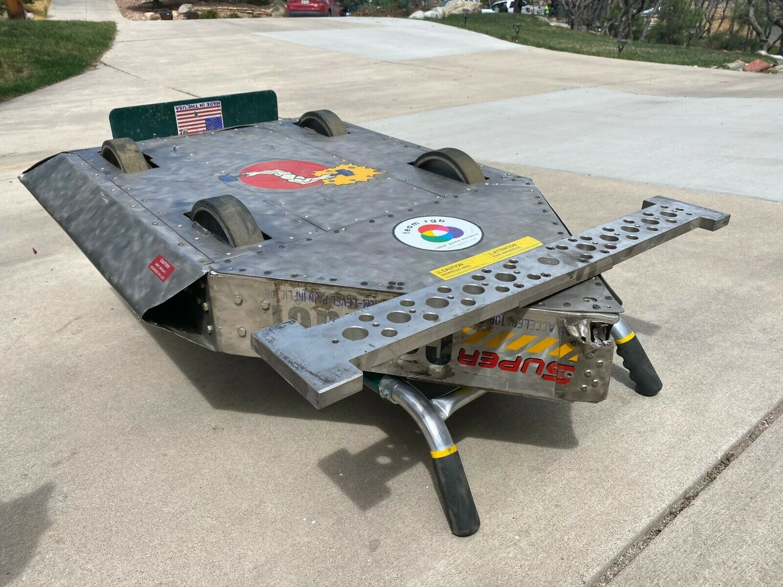 Competitor "Super Collider" at BattleBots 5.0