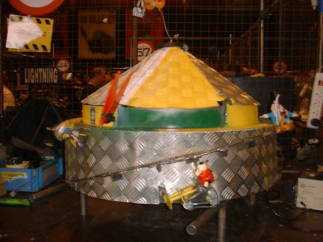 Competitor "Scarey-Go-Round" at Robot Wars: The Seventh Wars