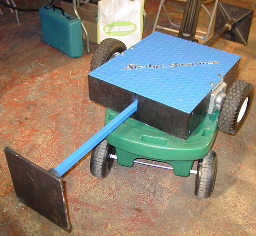 Competitor "Sledge-Jammer" at BattleBots 5.0