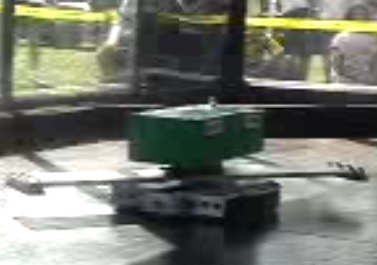 Competitor "Green Wave²" at Robot Assault 2003