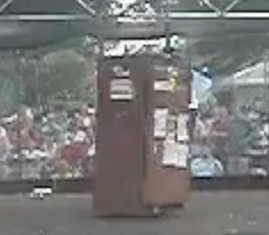 Competitor "Fridgebot" at MechWars @ The Minnesota State Fair 2001