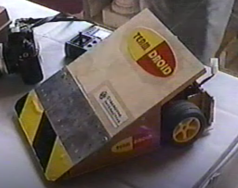 Competitor "Team Droid" at BotBash 1998