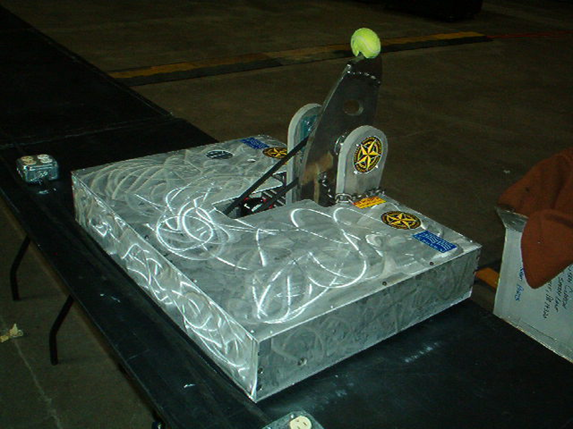 Competitor "Bling Bling" at BattleBots CISCO Party