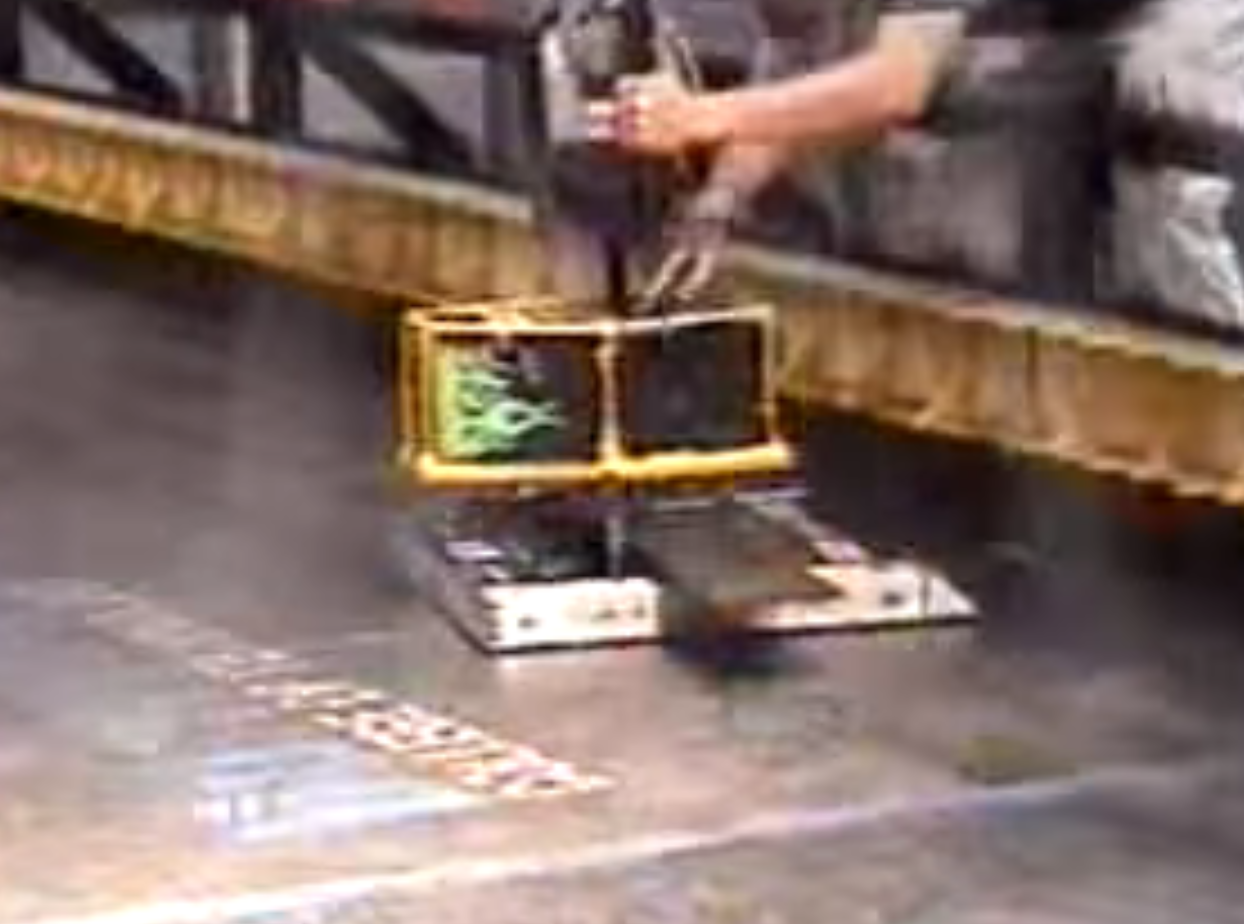 Competitor "Icewave" at BattleBots IQ 2004