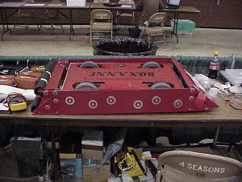 Competitor "Roxanne" at BattleBots IQ 2004