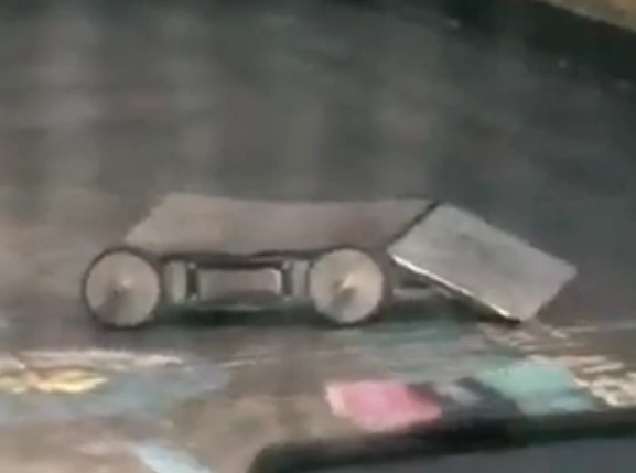 Competitor "Titan 2" at BattleBots IQ 2004