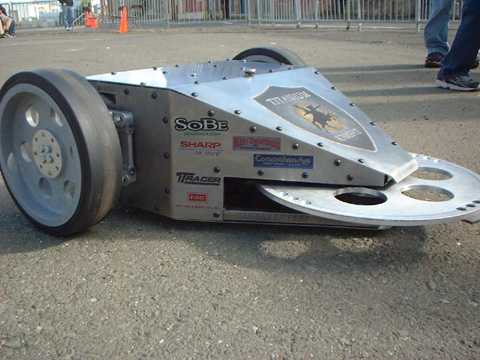 Competitor "Titanium Knight" at BattleBots IQ 2003