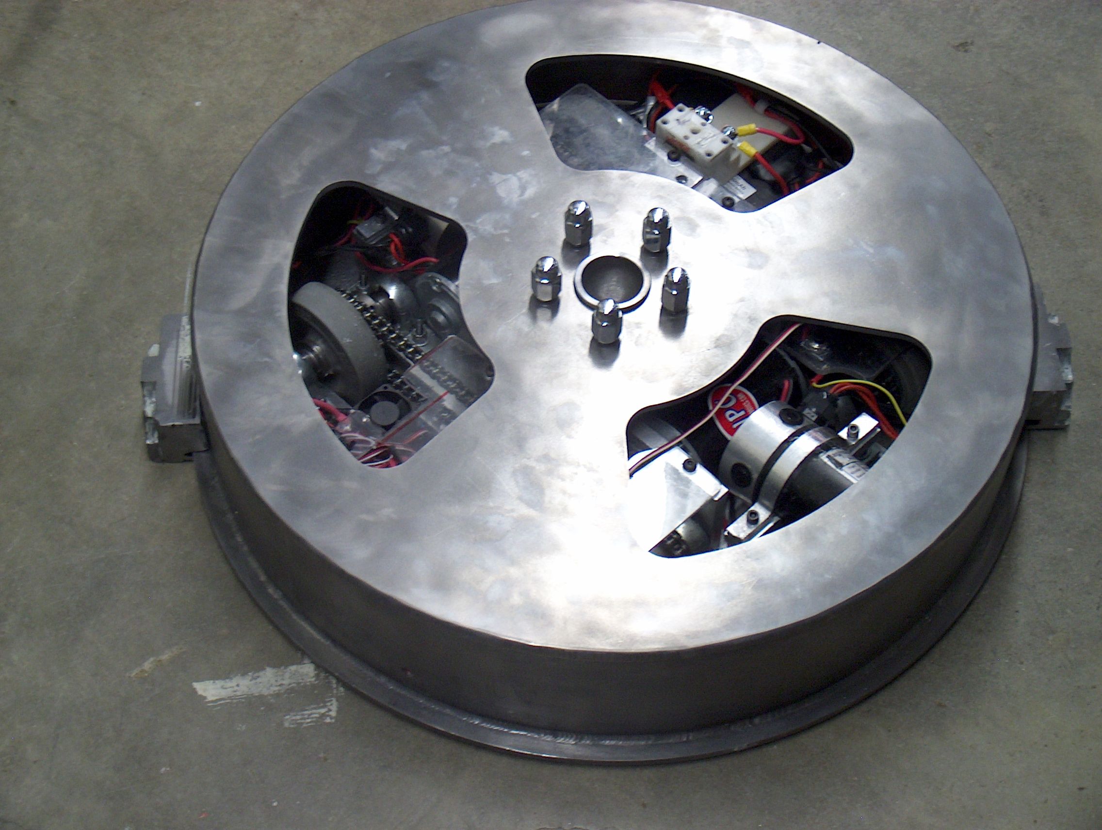 Competitor "Adeptus Mechanicus" at BattleBots 2009