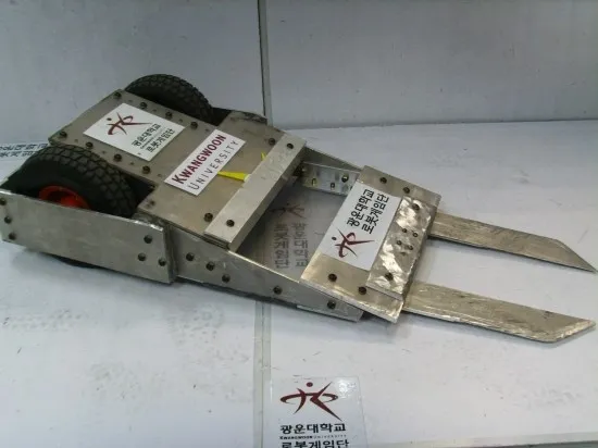 Competitor "빛돌이" at EBS Robot Power (2007)