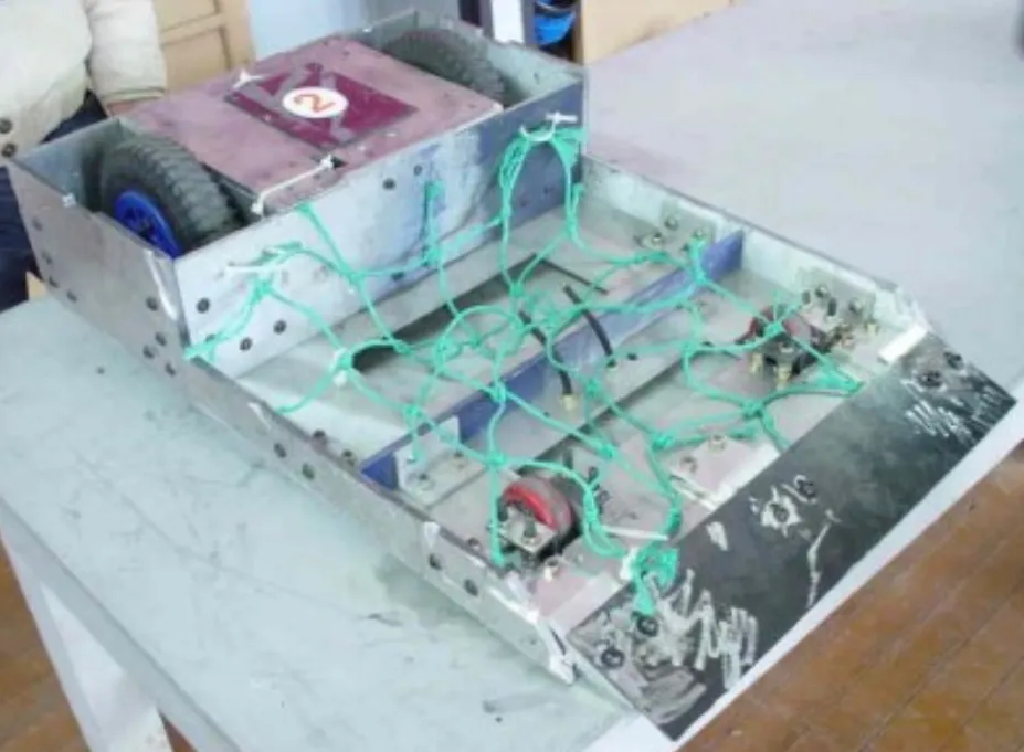 Competitor "다크서클S" at EBS Robot Power (2007)