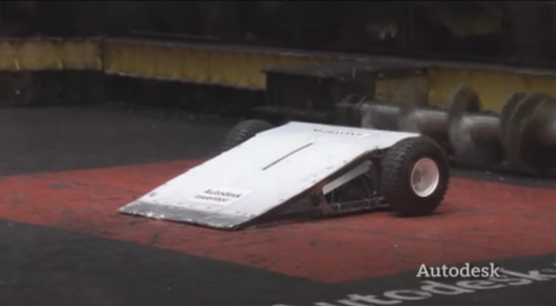 Competitor "Mizbayakh" at BattleBots 2009