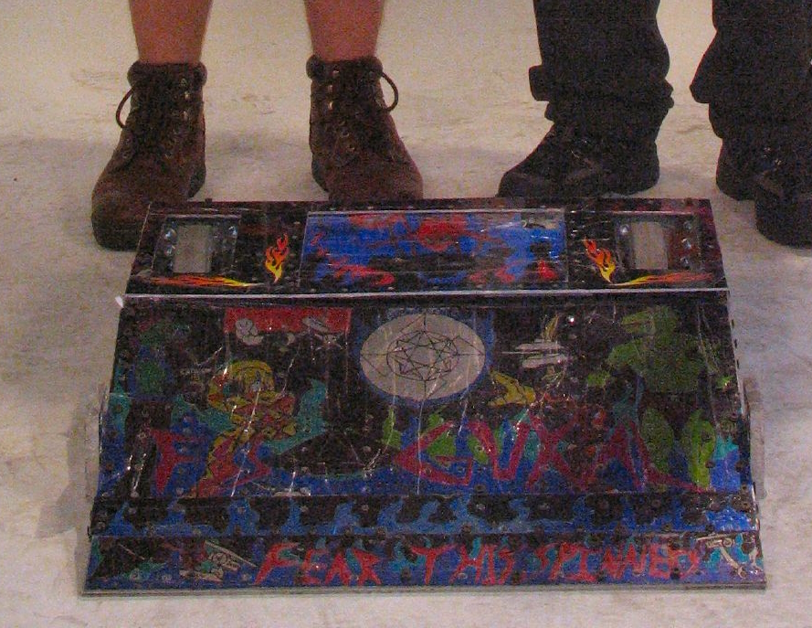 Competitor "FSS Gukal" at RoboGames 2007