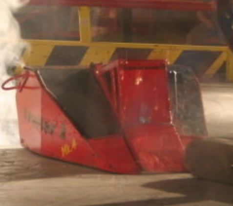Competitor "Leveller 2 Mk4" at FRA UK Championships 2007 @ Roaming Robots Hafan Y Mor