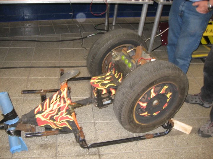 Competitor "Chimera" at FRA UK Championships 2011: Robots Extreme Wars Live @ The O₂