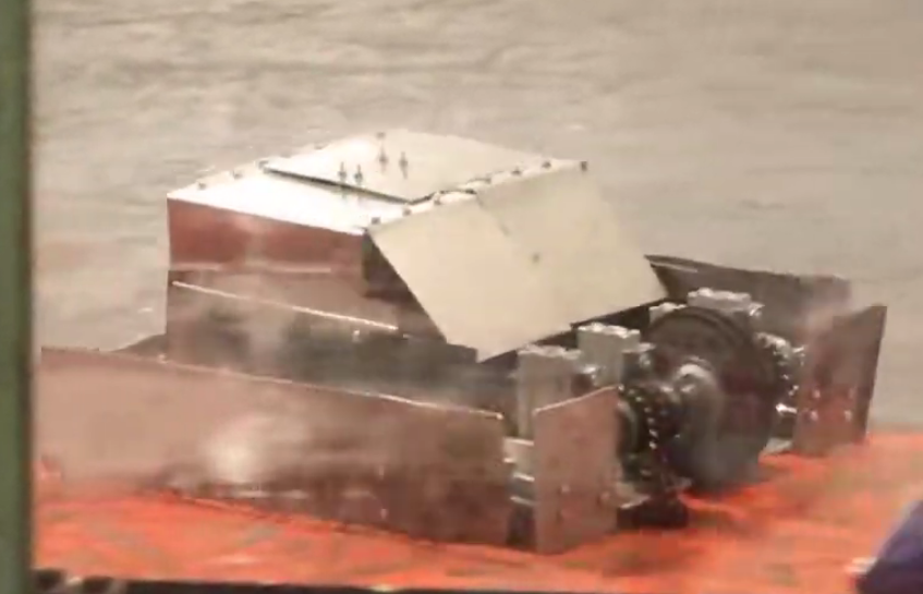 Competitor "Papercut" at RoboGames 2013